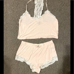 Two piece sleeping set